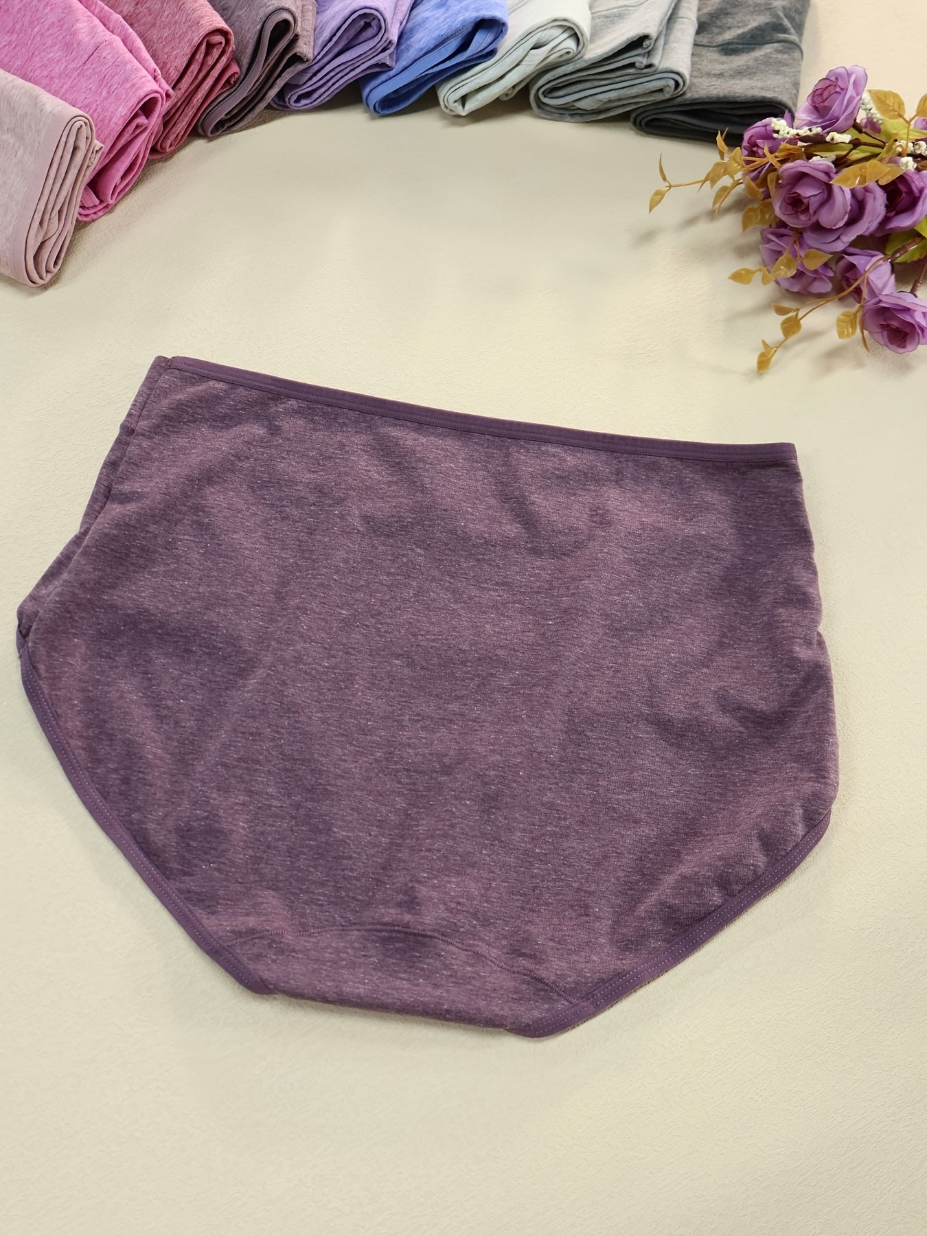 Seamless Women's Briefs, Ideal for Yoga, Fitness & Daily Wear
