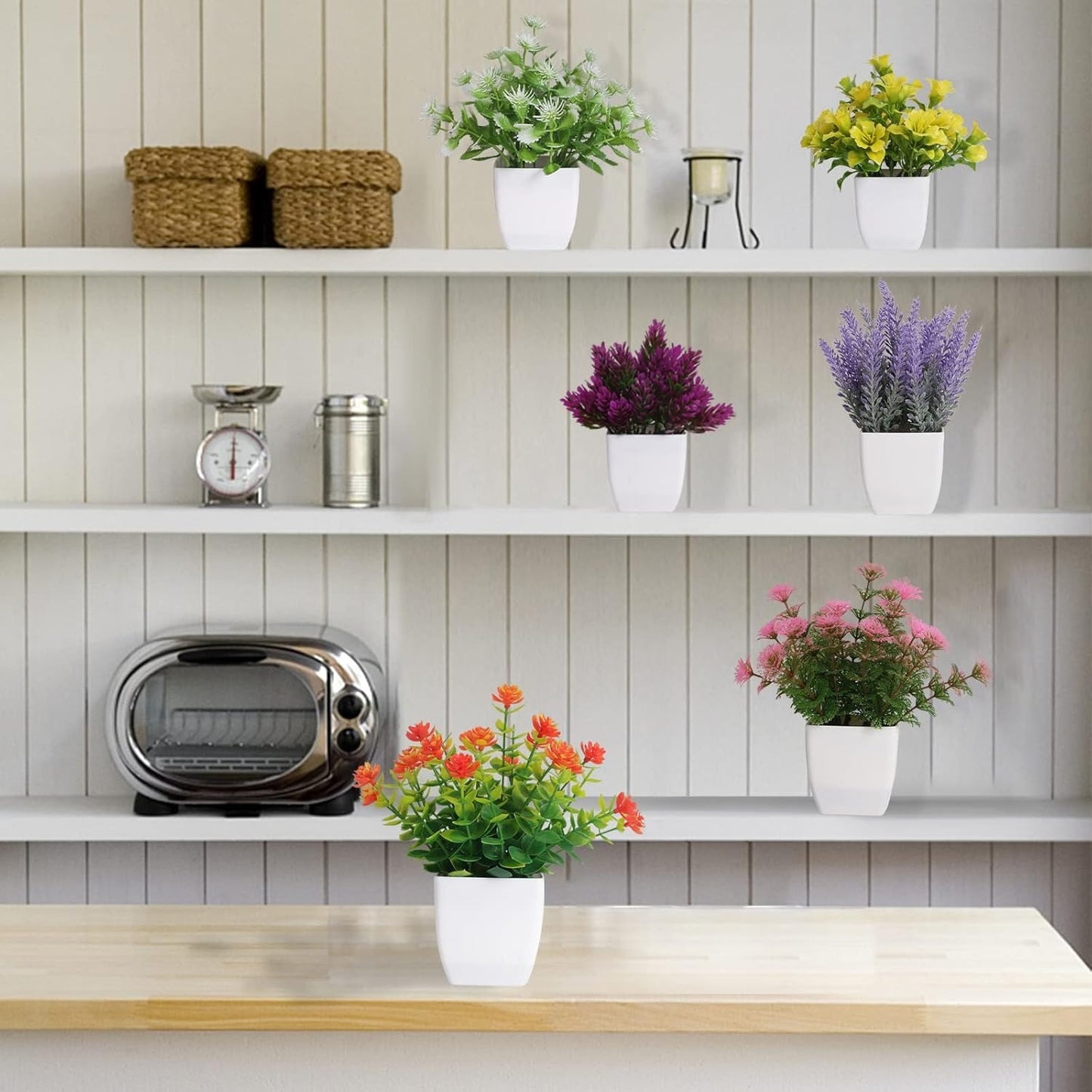 Small Fake Plants with Pot for Home or Workplace Decoration