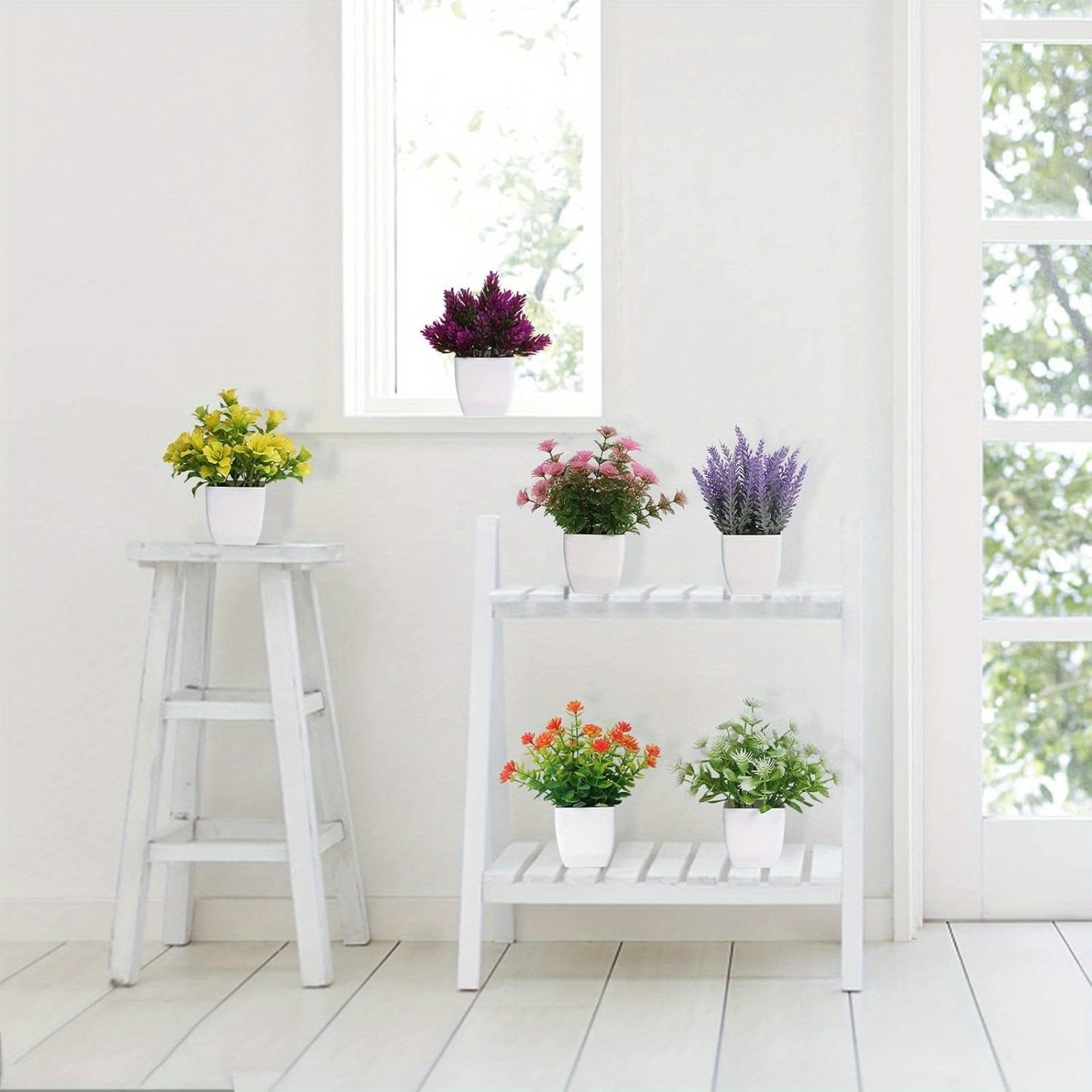 Small Fake Plants with Pot for Home or Workplace Decoration