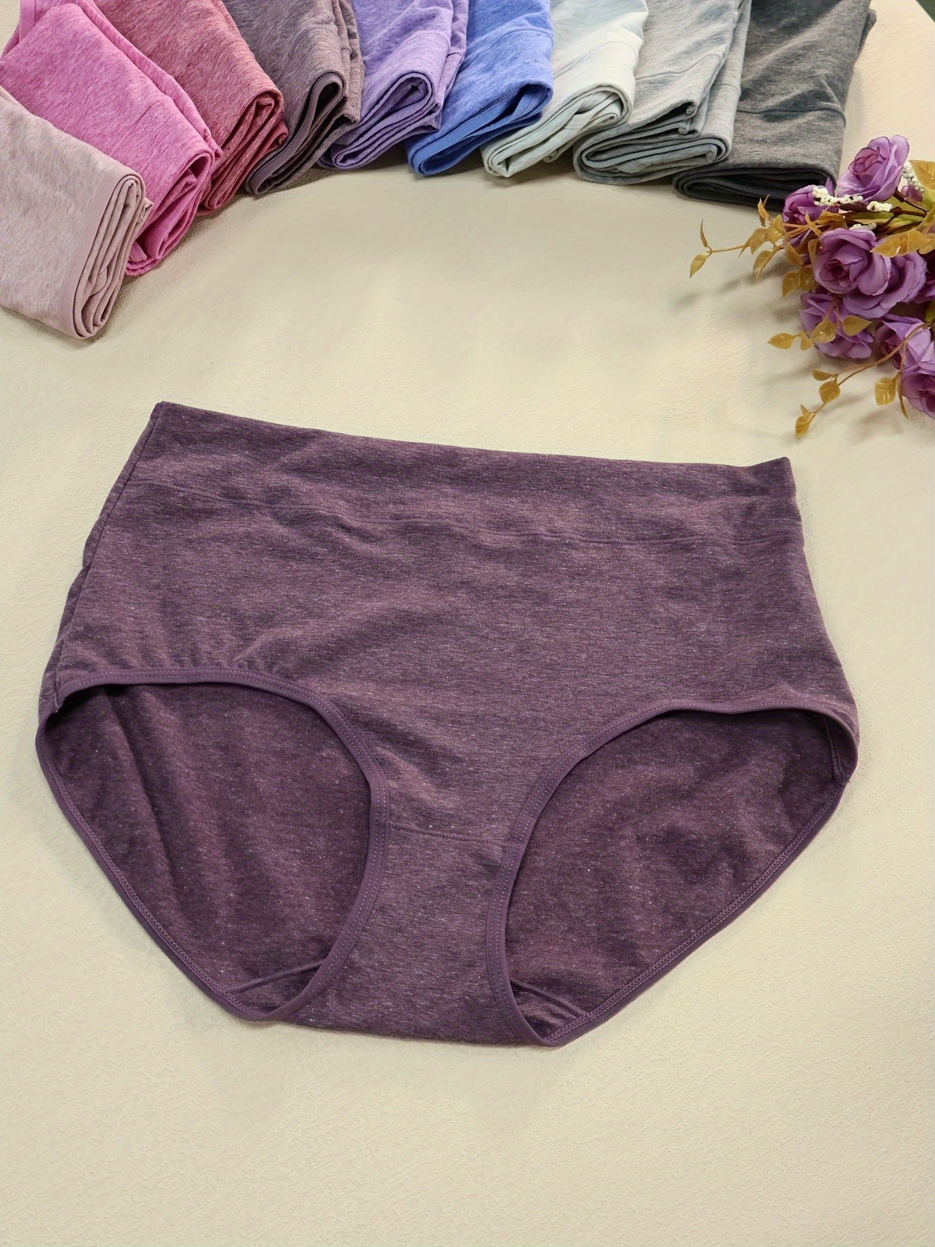 Seamless Women's Briefs, Ideal for Yoga, Fitness & Daily Wear
