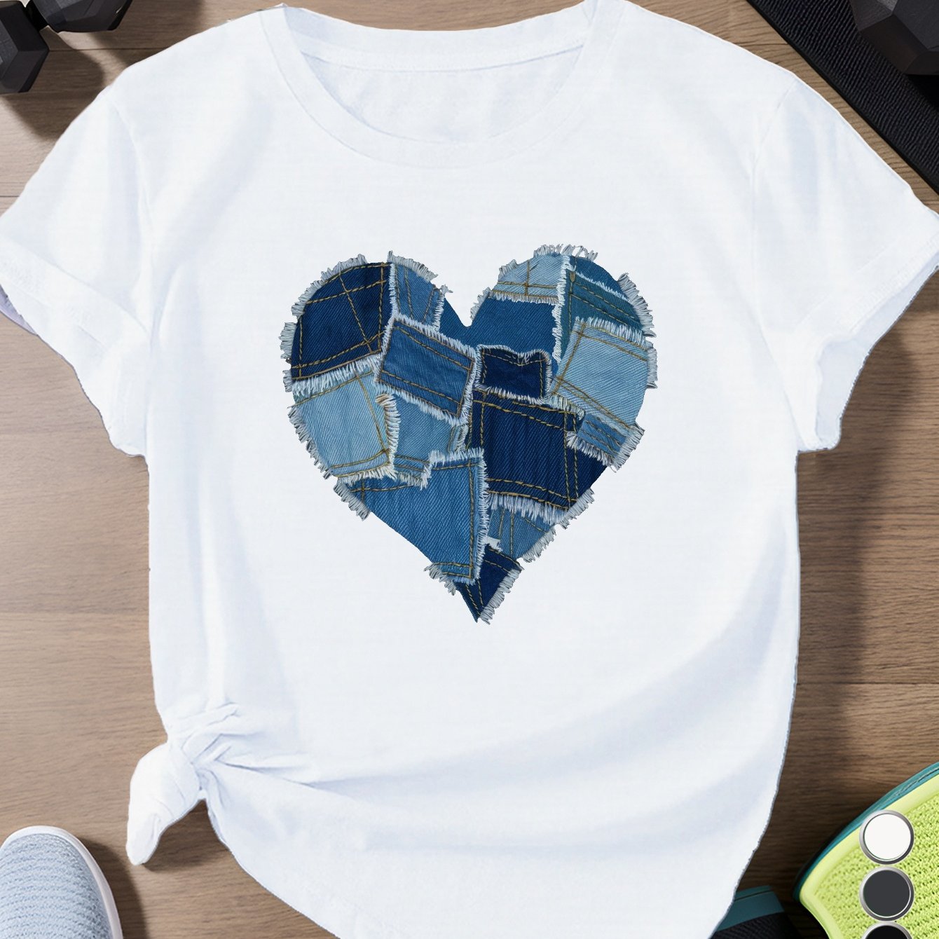 distressed denim heart Women's Plus Size Sports Short Sleeve T-Shirt