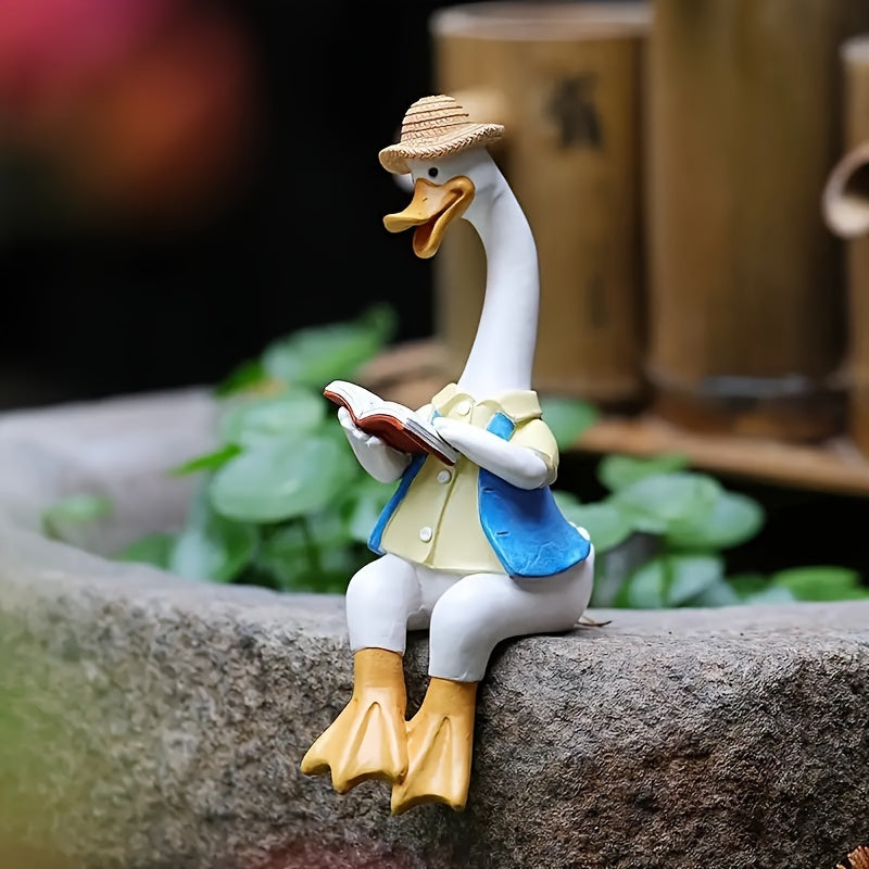 Decorative Hand-Painted Resin Duck Couple Figurines for Indoor Outdoor Decor